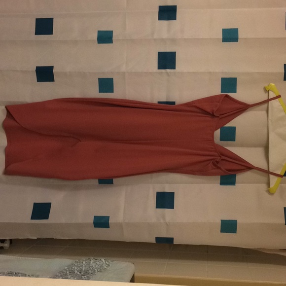 Mauve V Neck Midi Length Dress with Back Slit - Picture 4 of 7